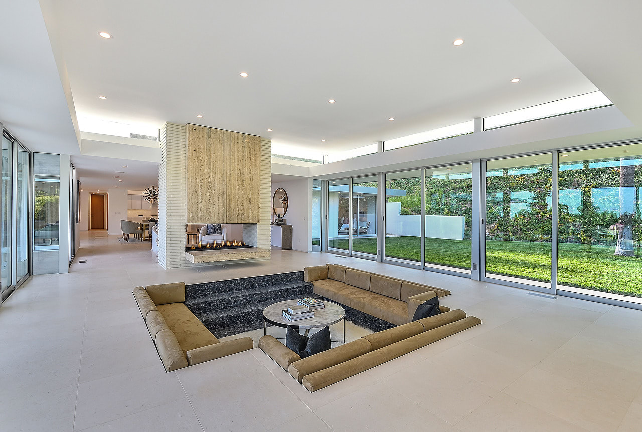 Spectacular Trousdale Mid Century Modern