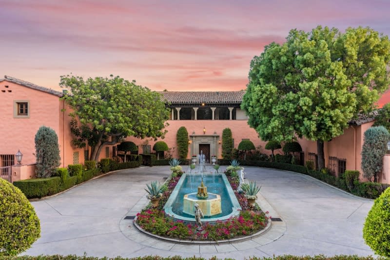 The Beverly House Comes to Market as L.A.’s Ultra High-End Market Soars