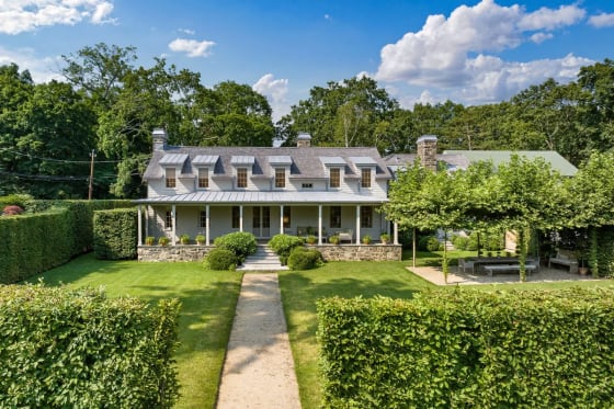 The Farmhouse Renaissance: Inside 4 Farm-Style Homes