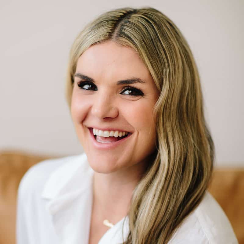 Robyn Mironov Pacific Edge Real Estate