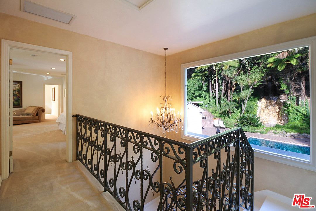 The Coldwater Canyon Estate LA Luxuries Los Angeles Luxury Vacation