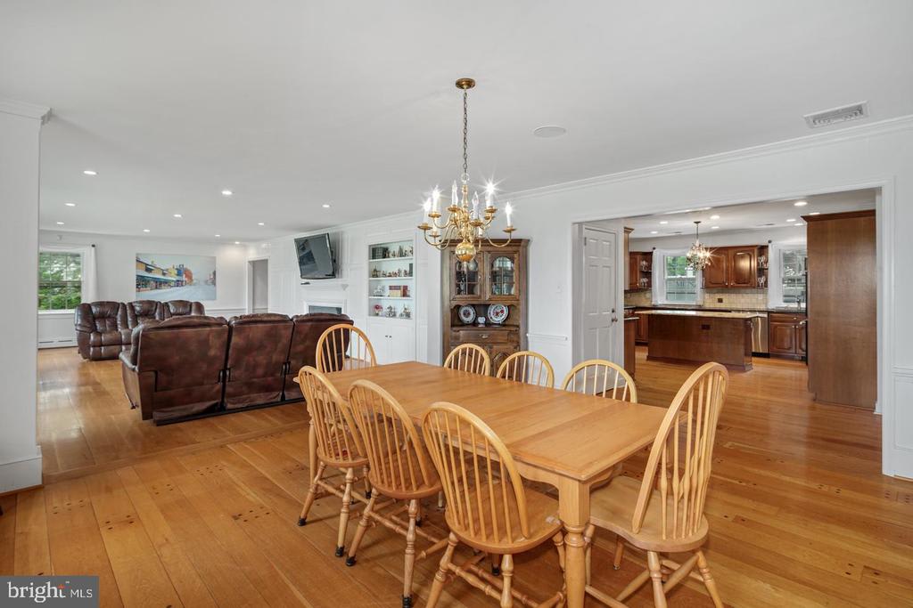 150 Hillendale Drive