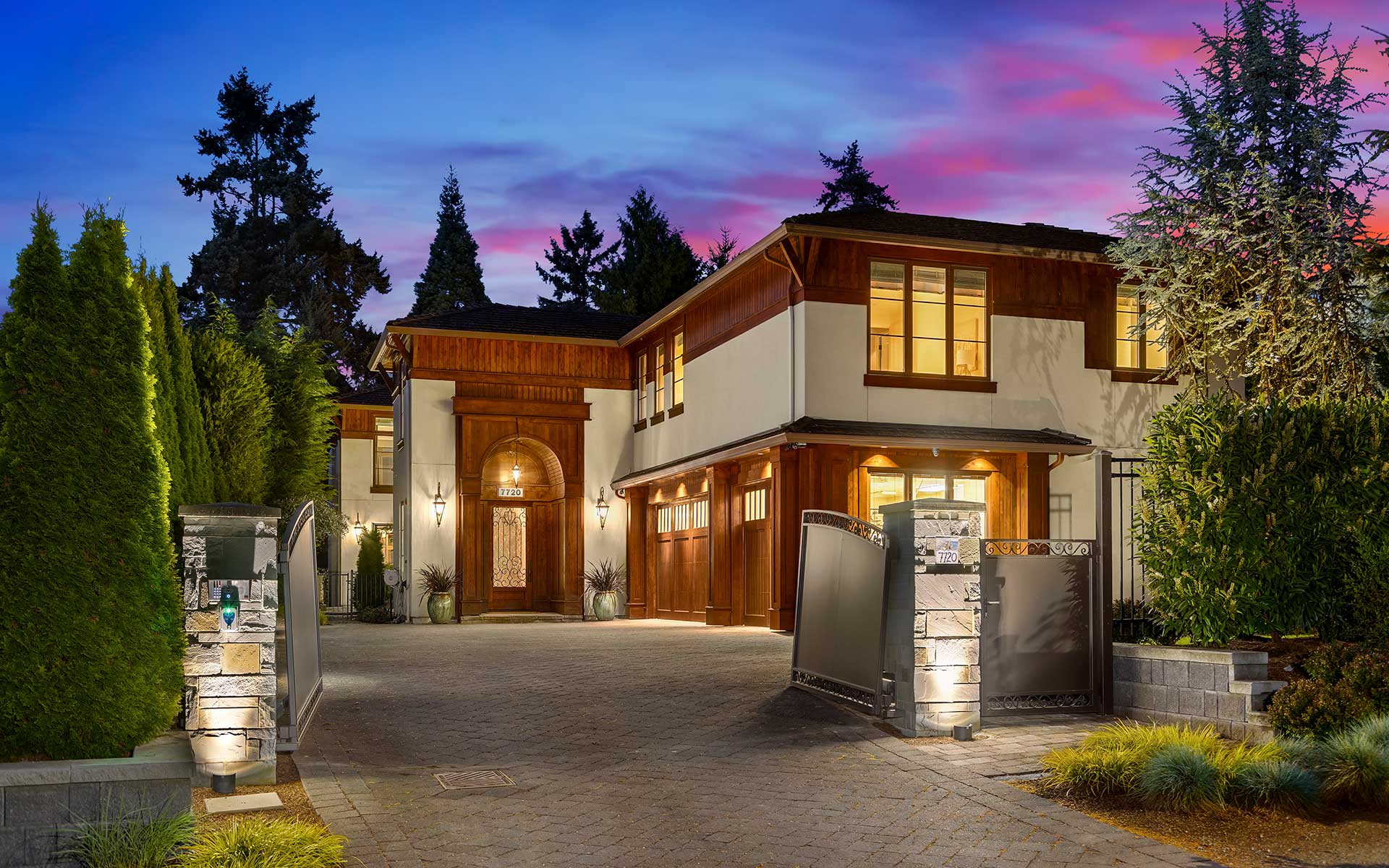 Gated Luxury in Medina