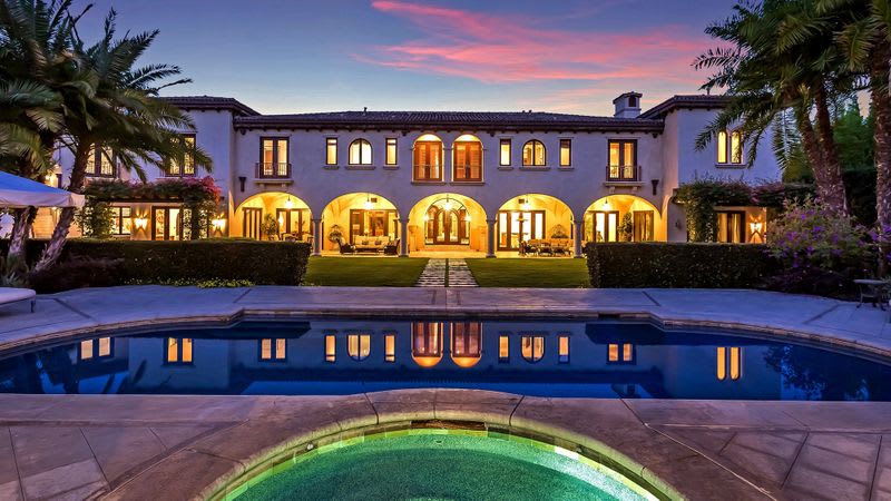 Former Mansion of Baseball’s Home-Run King Among L.A.’s Priciest Deals in March