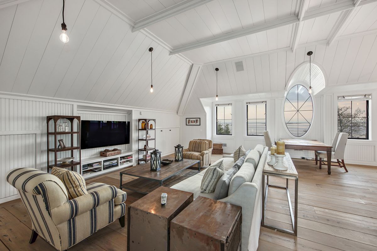 6 Blue Water Lane Compo Beach Westport, CT Compass Connecticut