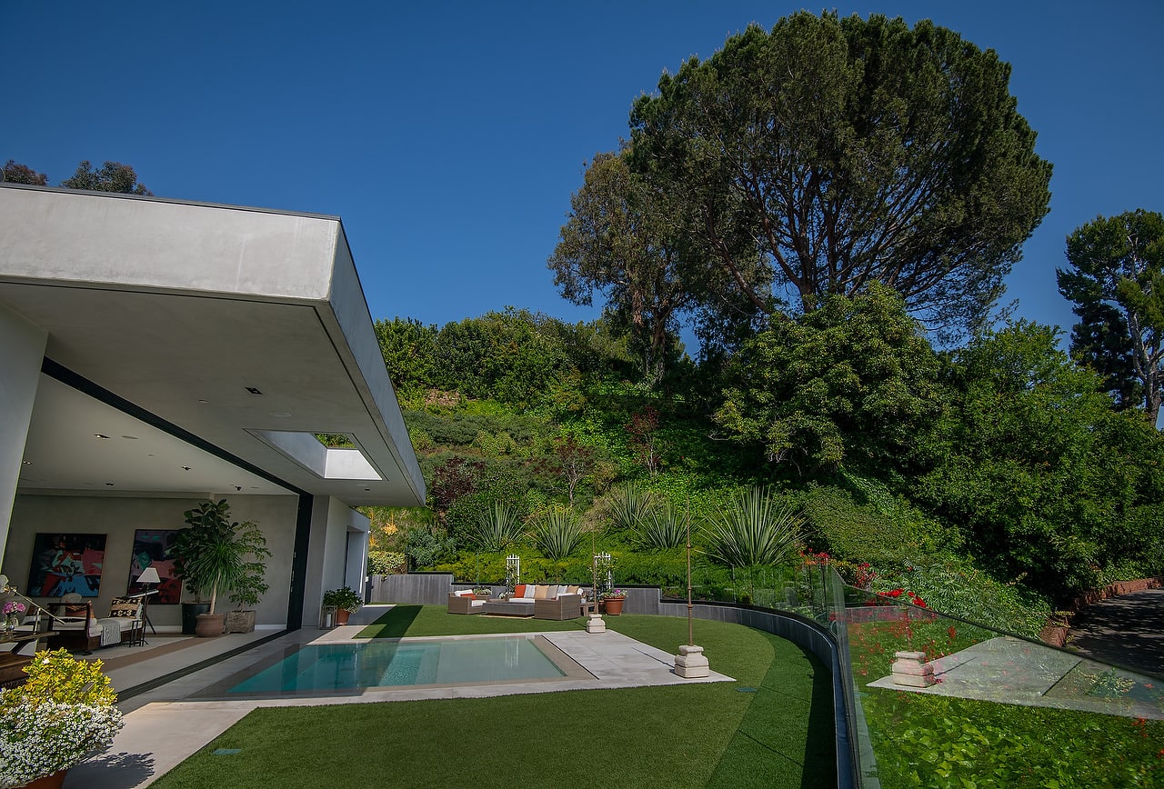 Furnished Trousdale Warm Modern Masterpiece