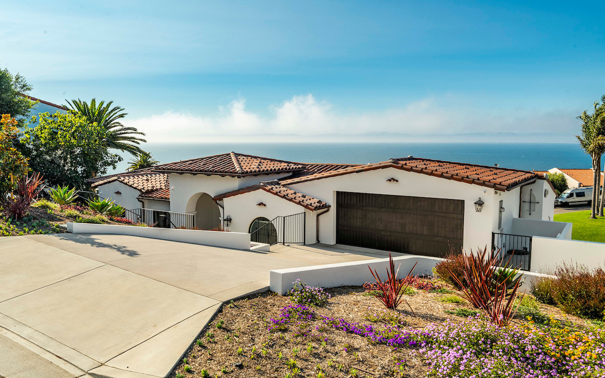 Accardo Real Estate Associates South Bay Real Estate Agents