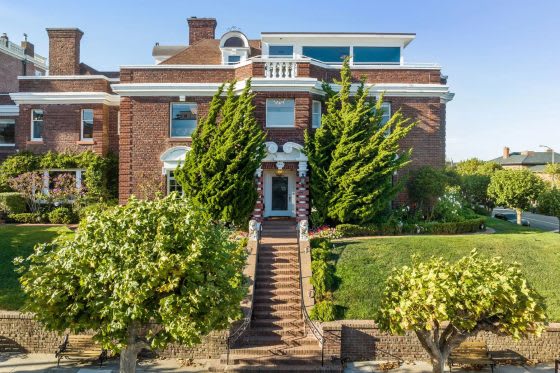 Inside a Historic Pacific Heights Manor