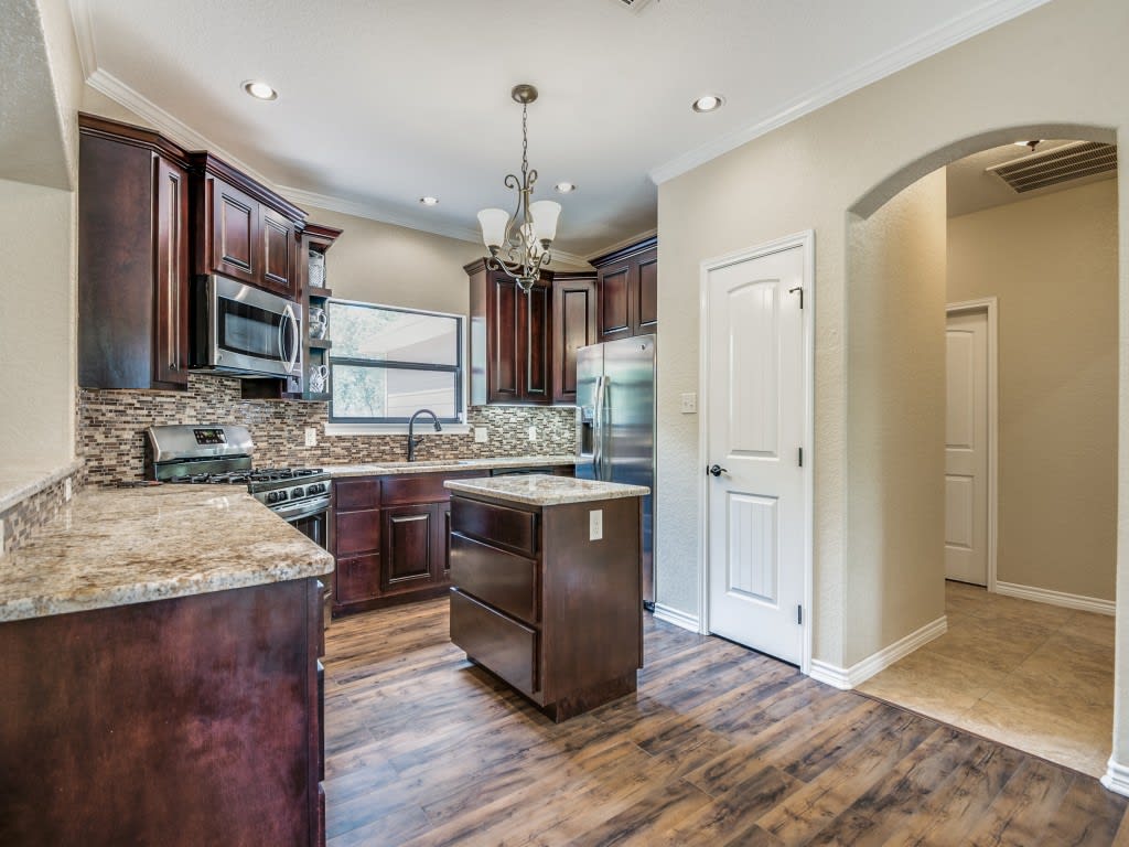 Hill Country Style in Eagle Creek Ranch in Floresville, TX! The