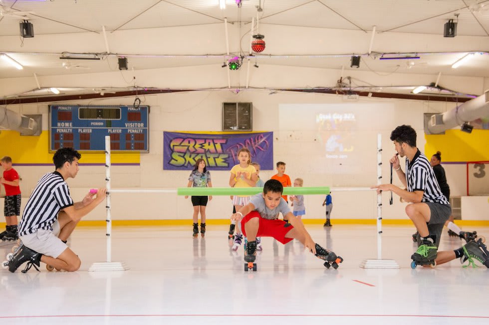 5 roller skating rinks across the St. Louis area