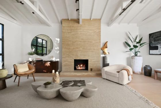Heating It Up: 4 Homes with Cozy Fireplaces