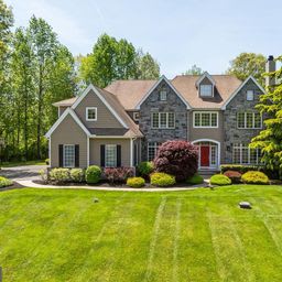 1115 Oak Hollow Drive | 1115 Oak Hollow Drive,  Downingtown,  PA  19335  United States