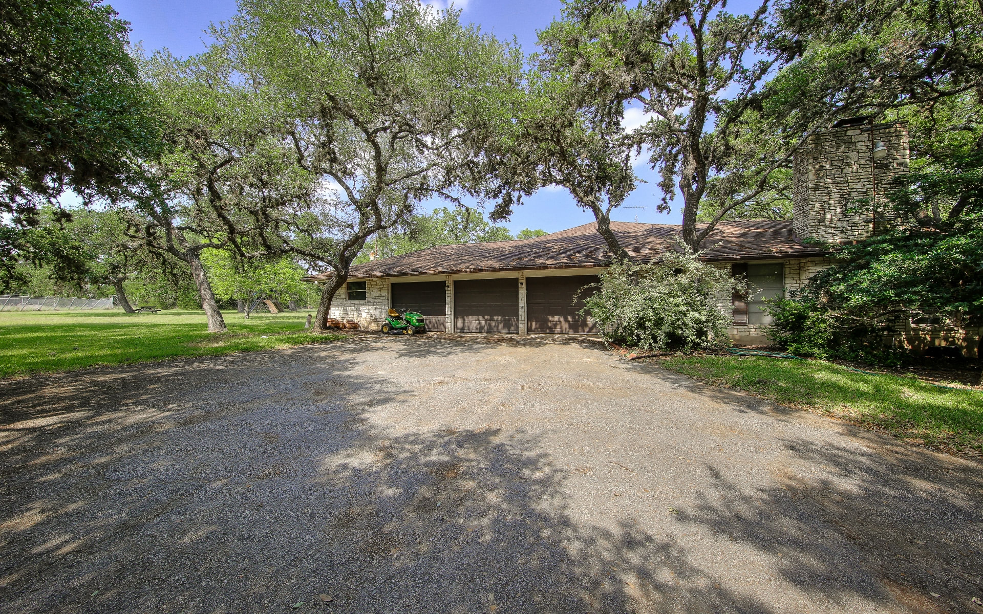 39 Old Fredericksburg Rd Boerne Luxury Homes For Sale The Graves