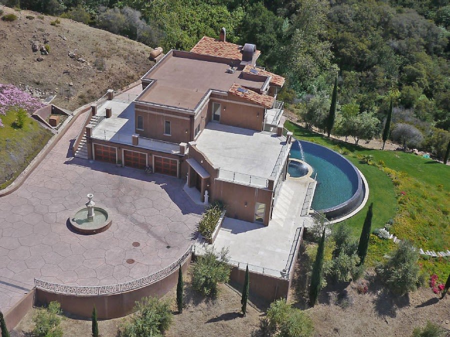 Italian Paradiso Estate