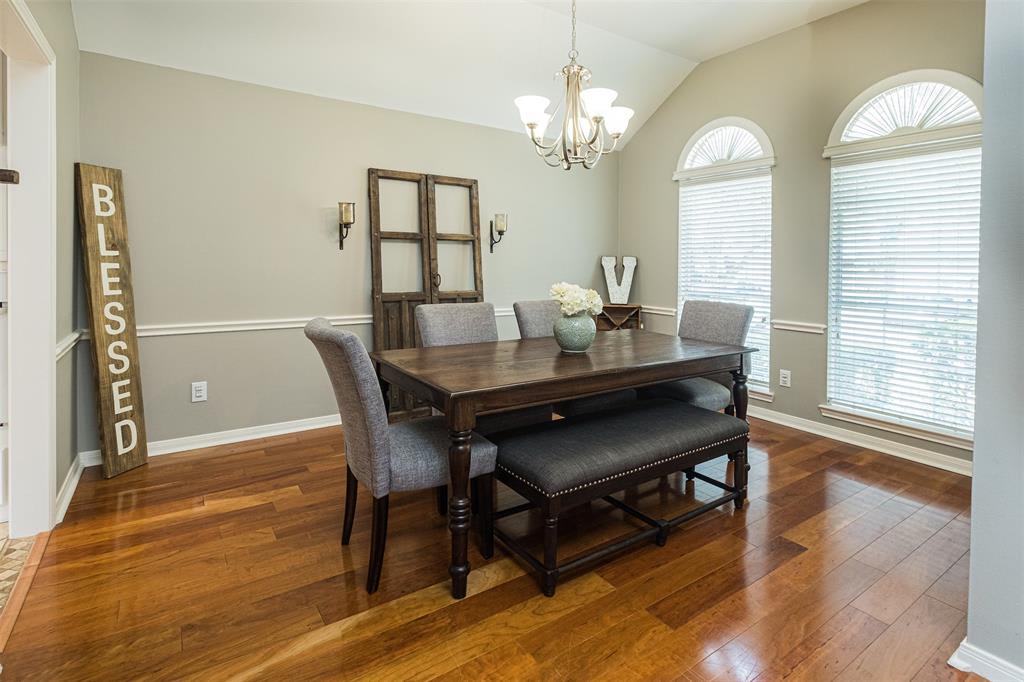 2911 Five Oaks Dr Bartee Real Estate