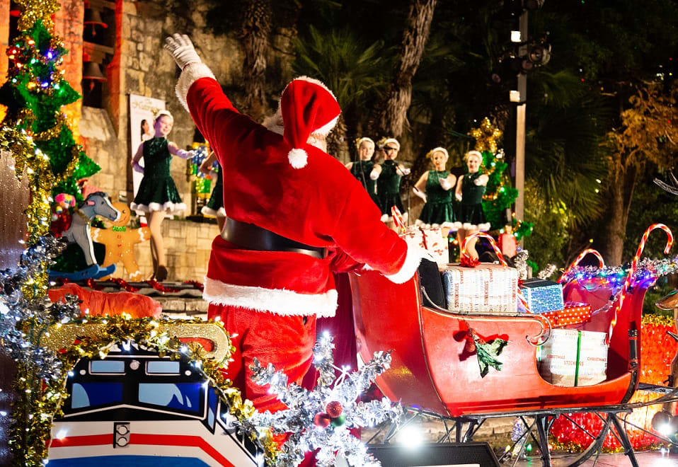 Ford Holiday River Parade: Everything You Need to Know