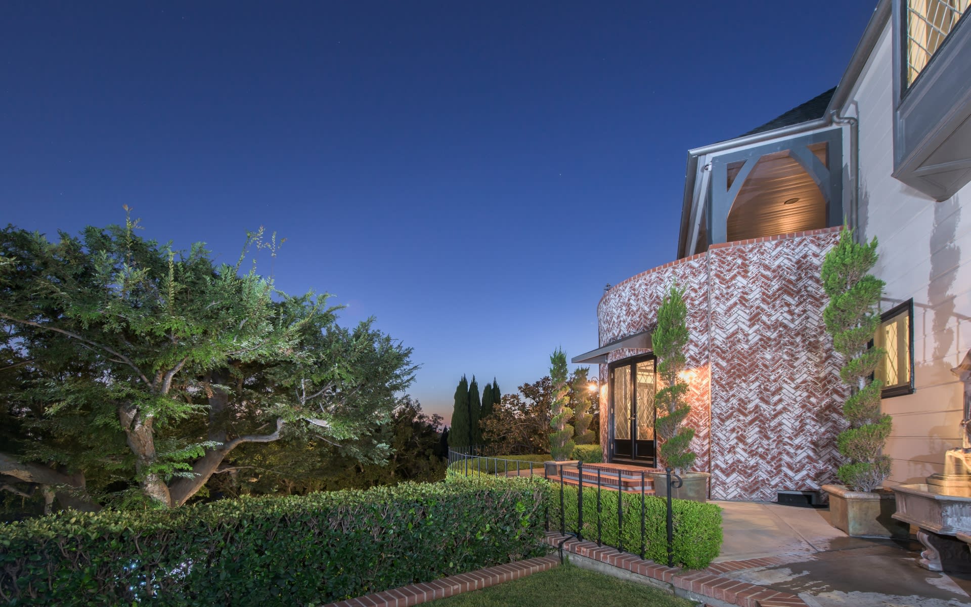 1946 N Gramercy Pl The Jackie Smith Group Beverly Hills Real Estate