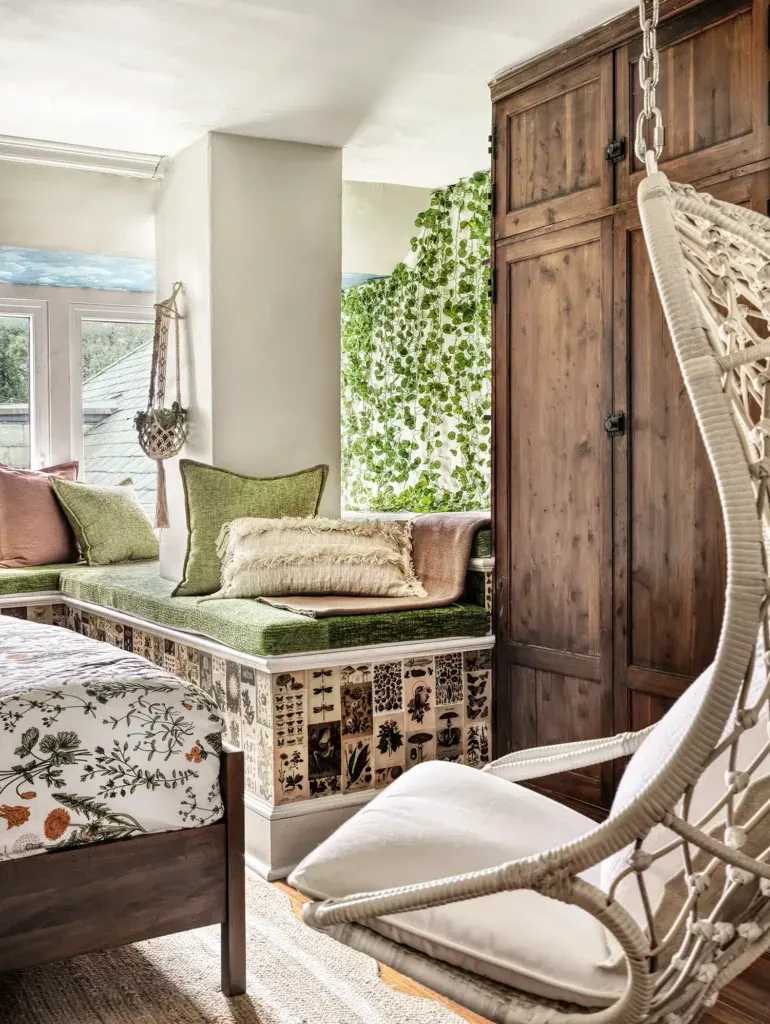 Designing a bedroom for a teen who loves art, crafts, and nature