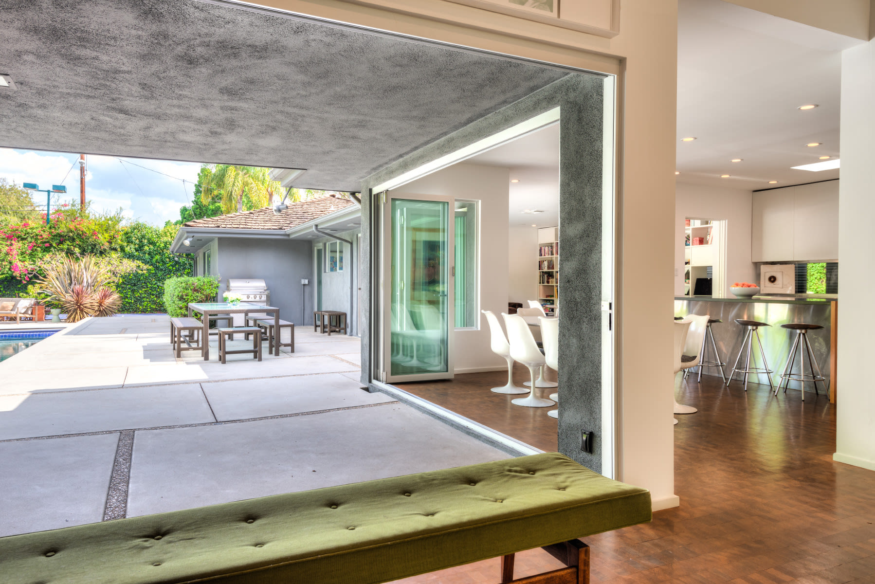 Beverly Hills Flats Contemporary