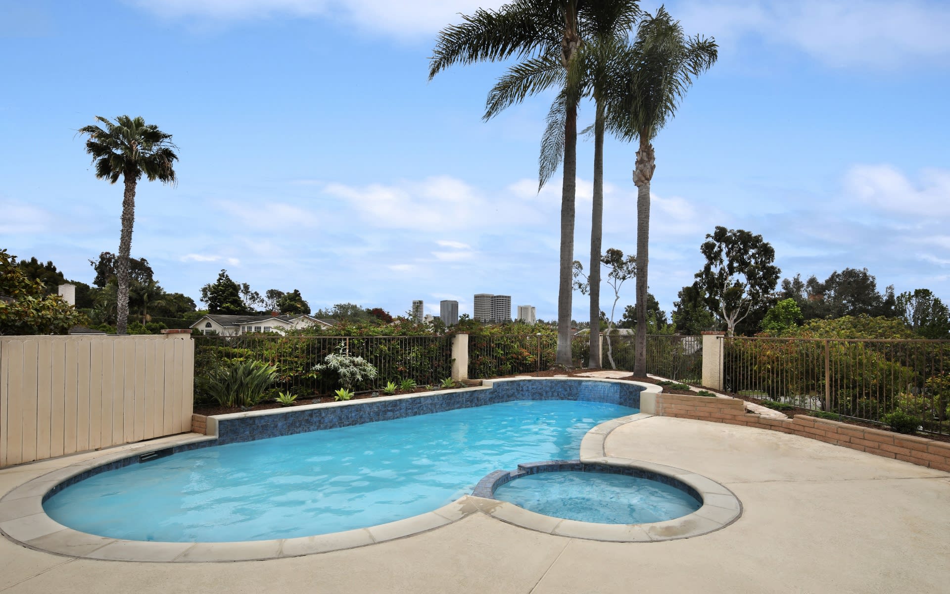 East Bluff Newport Beach Homes for Sale Mary Golding