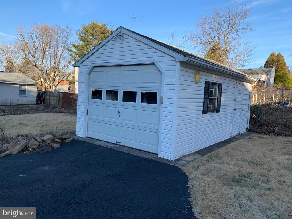 141 Byberry Road Hatboro, PA 19040 The Gedney Group