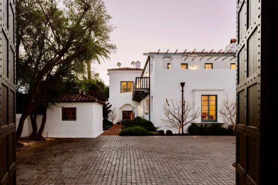 Luxury Real Estate Headlines, Third Week in February, 2025