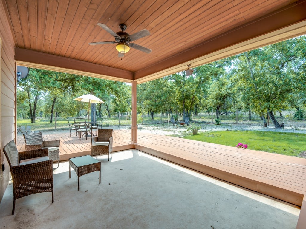 Hill Country Style in Eagle Creek Ranch in Floresville, TX! The