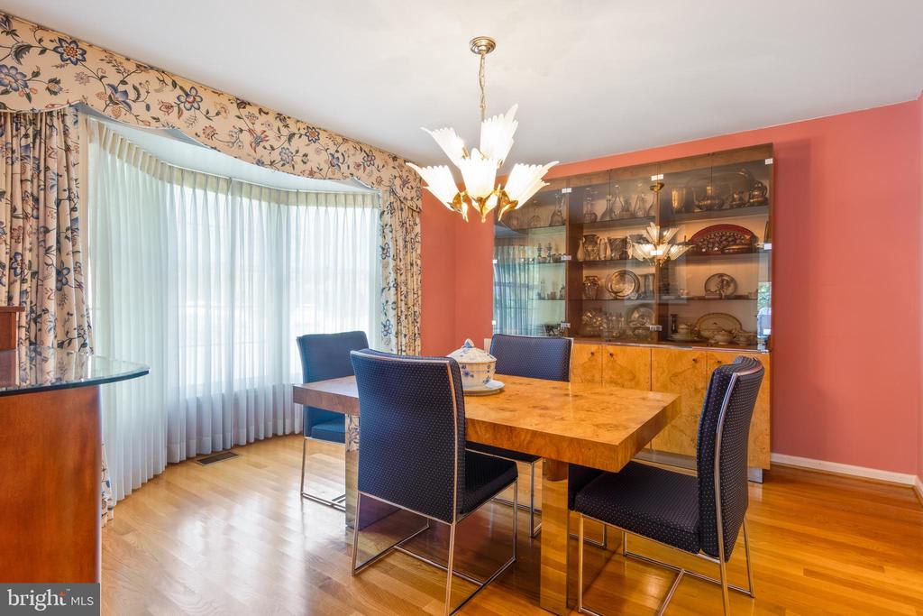 112 Bridle Lane Lower Gwynedd, PA 19002 The Gedney Group