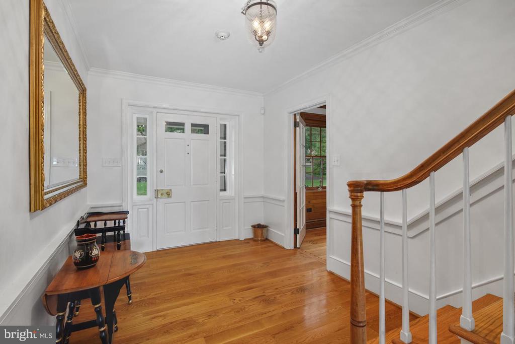 150 Hillendale Drive