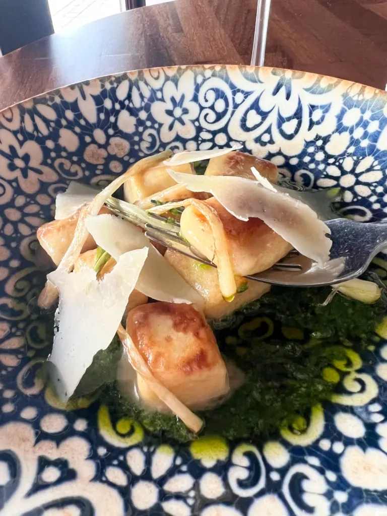 Madrina hosts Mamma Mia Dinner ahead of Mother’s Day