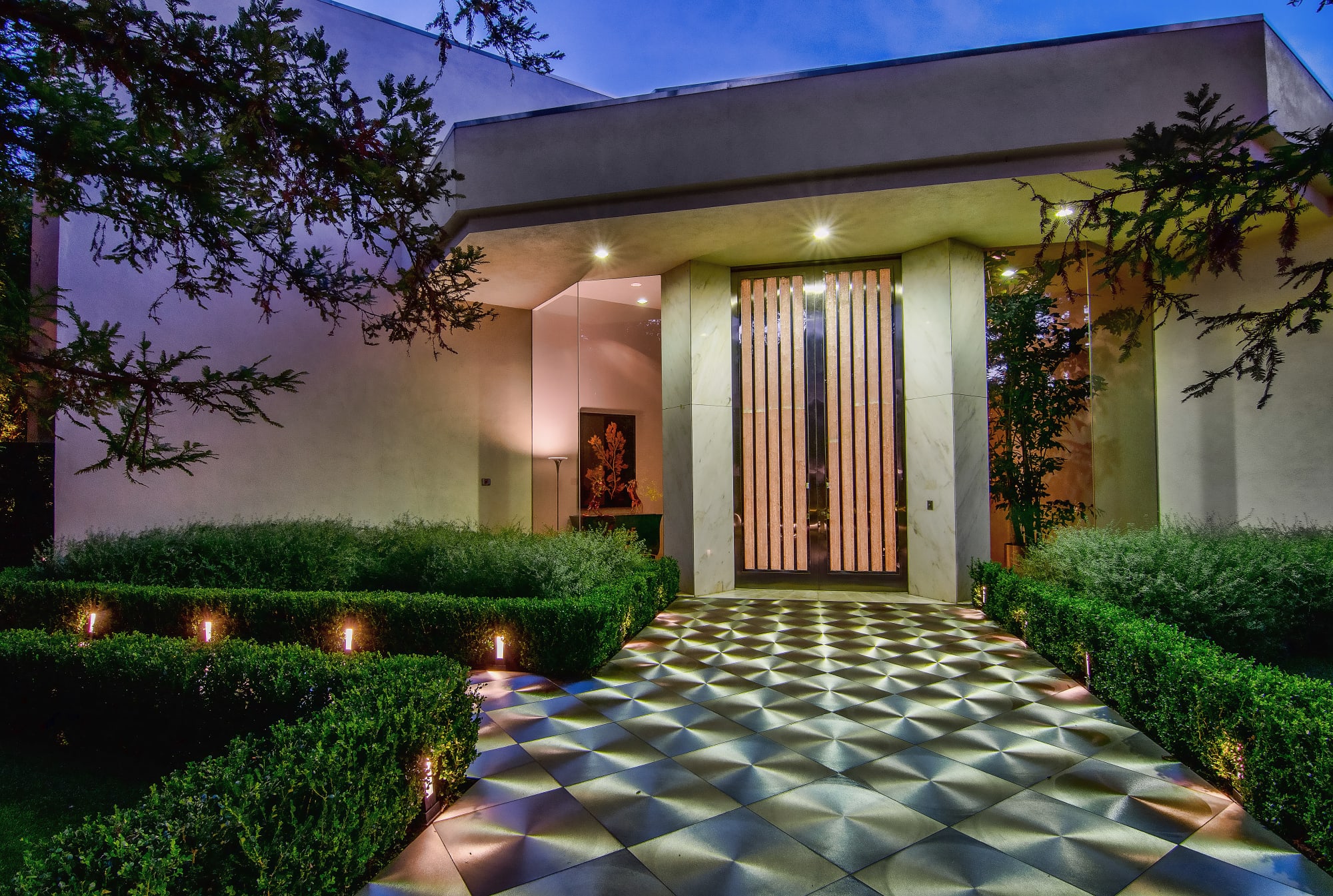 Jade Mills Beverly Hills Real Estate Agent Luxury Homes