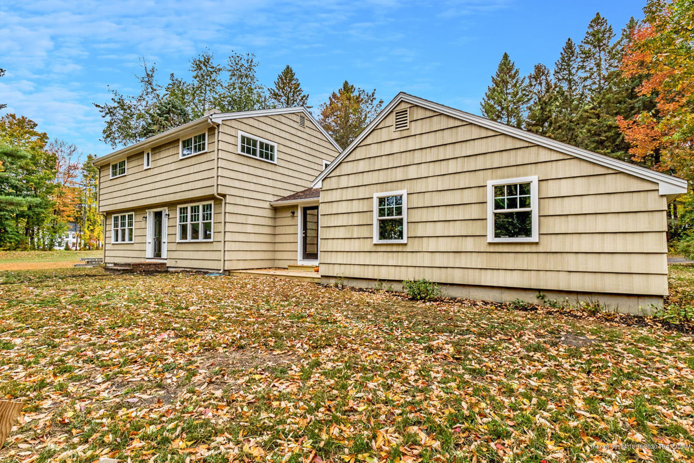 Newly updated Colonial in Falmouth