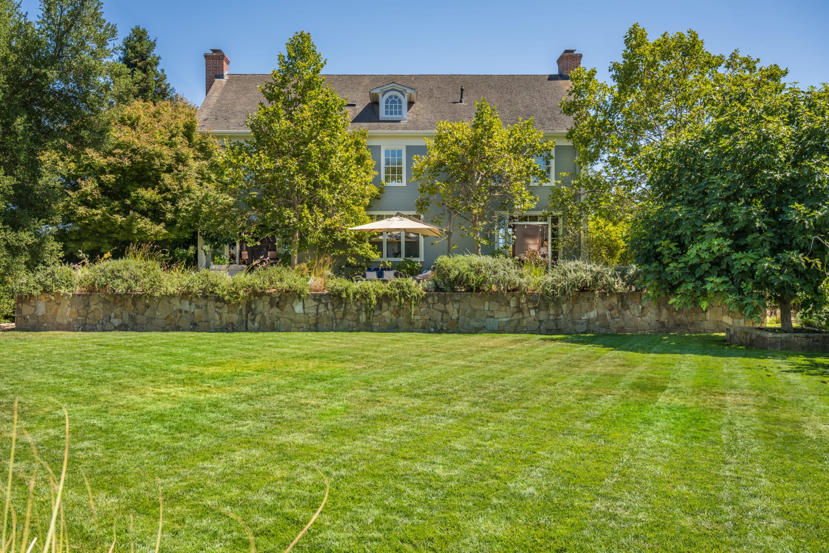 SOLD Oak Knoll Vineyard Estate