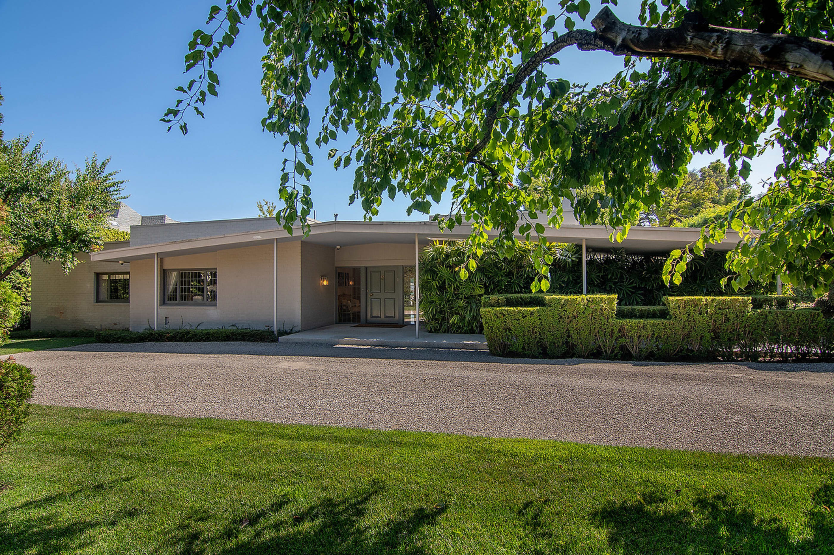 713 N. Crescent Drive, Beverly Hills, CA Jade Mills Estates