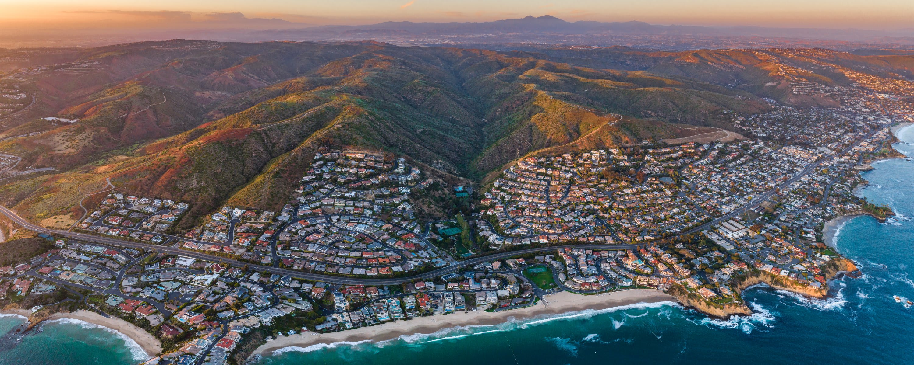 Emerald Bay Collection Maura Short Emerald Bay & Laguna Beach Real