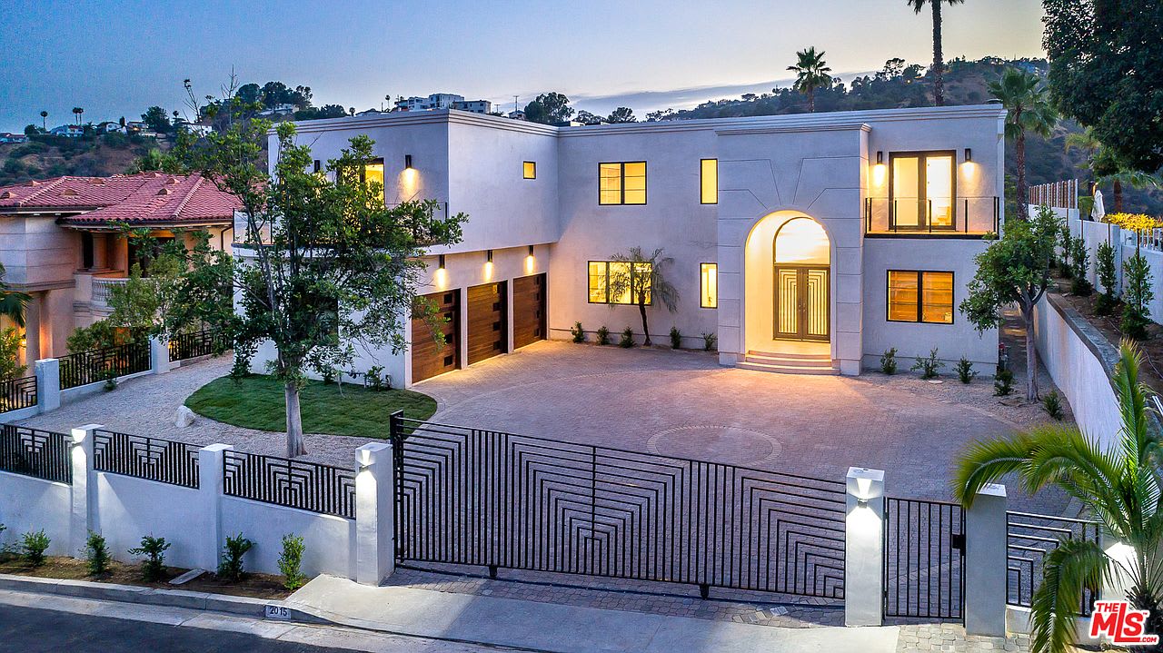 634 Mount Olympus Architectural Masterpiece in Mount Olympus