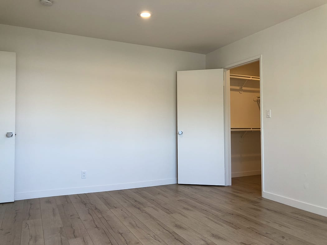 853 Hayworth Avenue Portfolio GF Properties