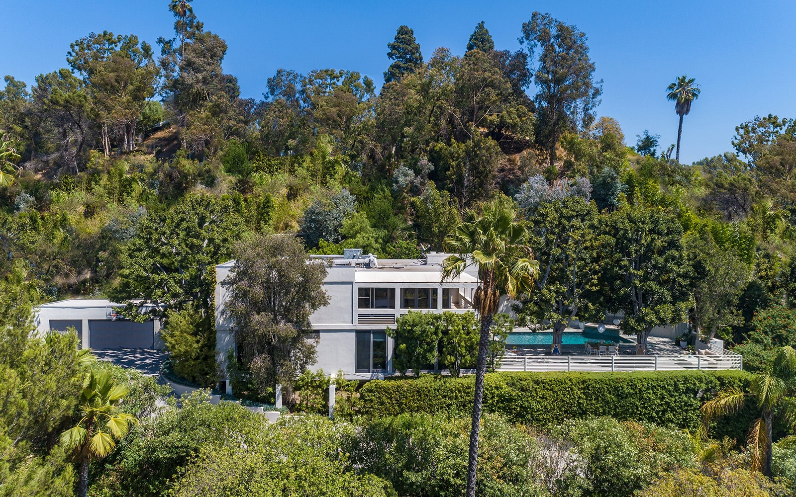 1117 SUTTON Way a luxury home for sale in Beverly Hills, Los Angeles