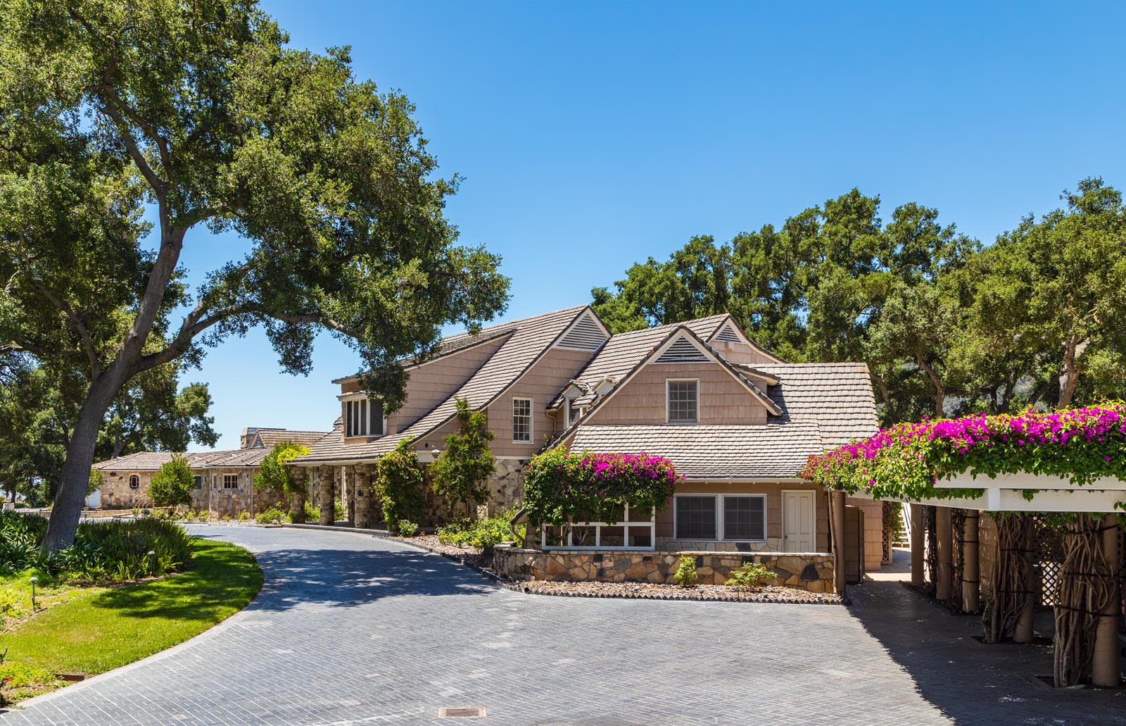 3100 MANDEVILLE CANYON Road a luxury home for sale in Los Angeles, Los Angeles County