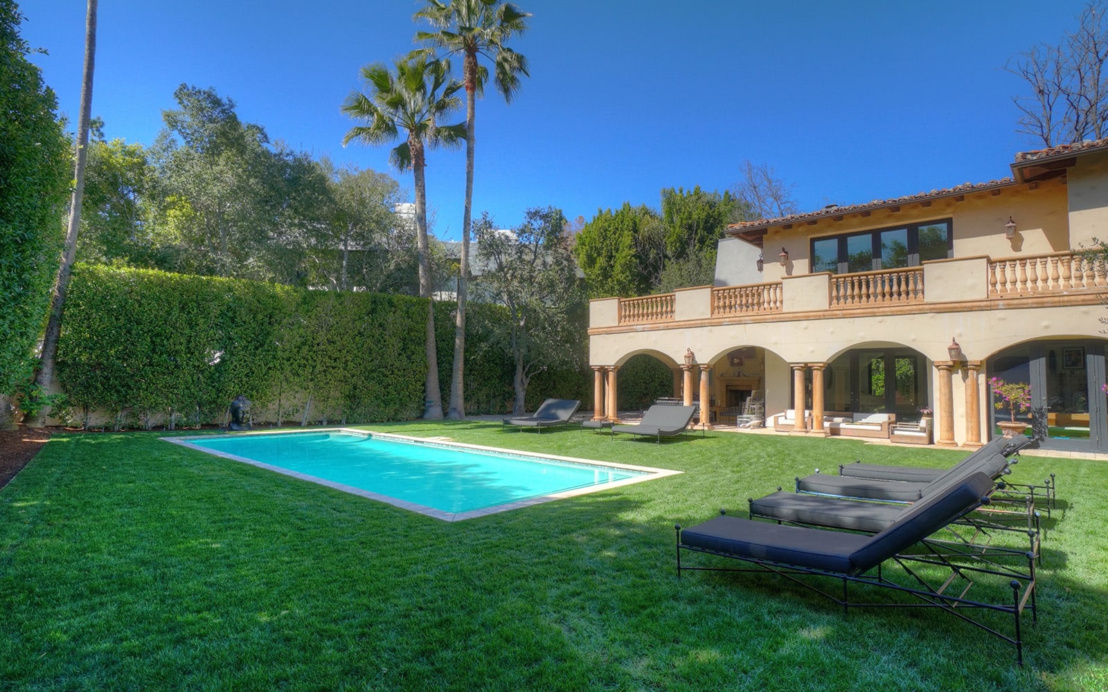 10313 Woodbridge St a luxury home for sale in Toluca Lake, Los Angeles