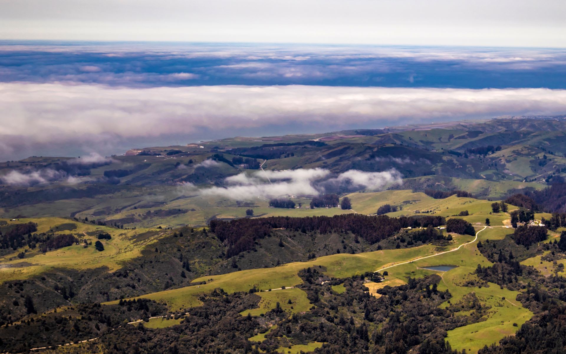 Portola Valley Community Guide Monica Corman & Mandy Montoya