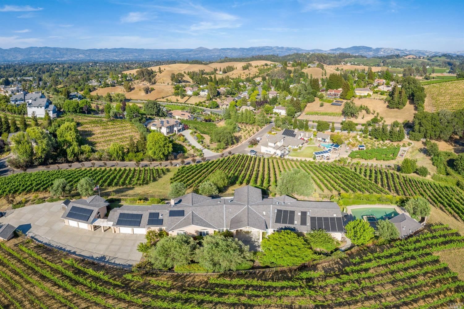 33 Oak Rock Ln, Napa, CA 94558 Vineyard Paradise Compound