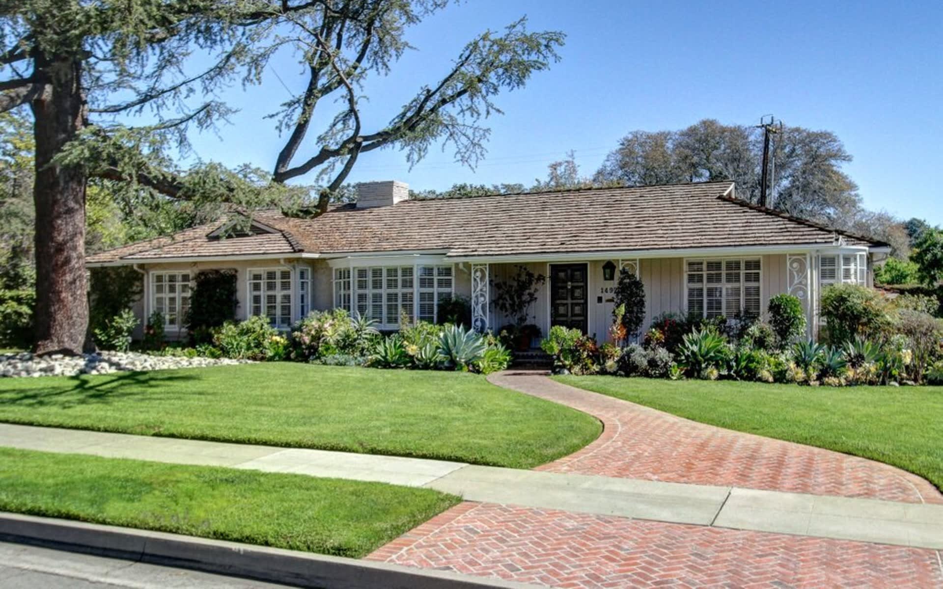 1492 Hampton Road, San Marino, CA 91108