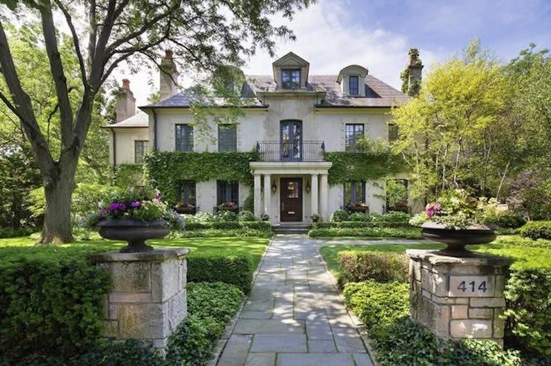 Sellers take 30 less than they paid for Kenilworth mansion