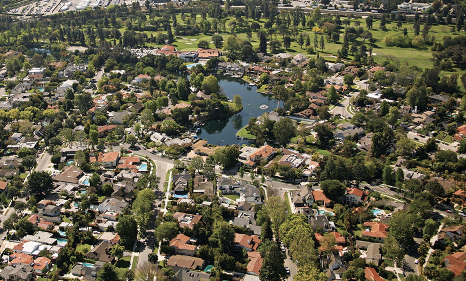 Toluca Lake | Community Guide | Craig Strong