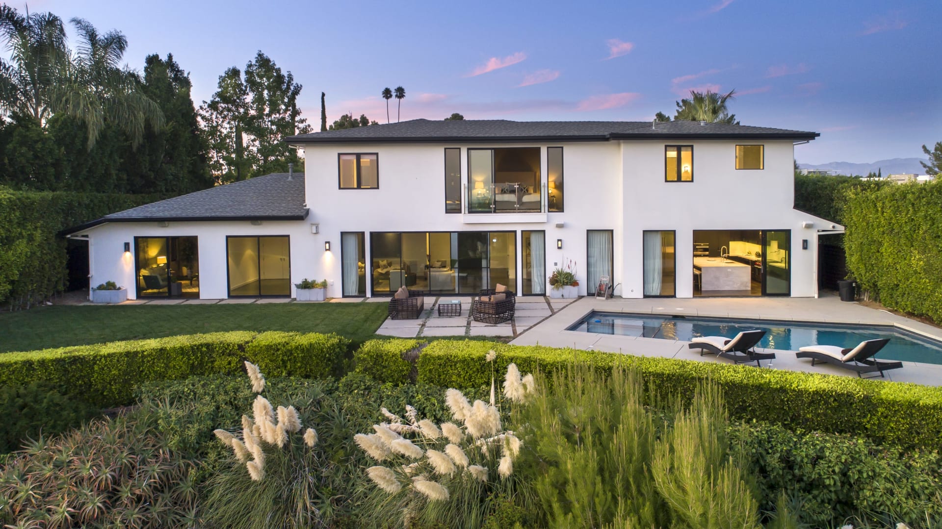 NBA superstar Russell Westbrook sells Beverly Hills home