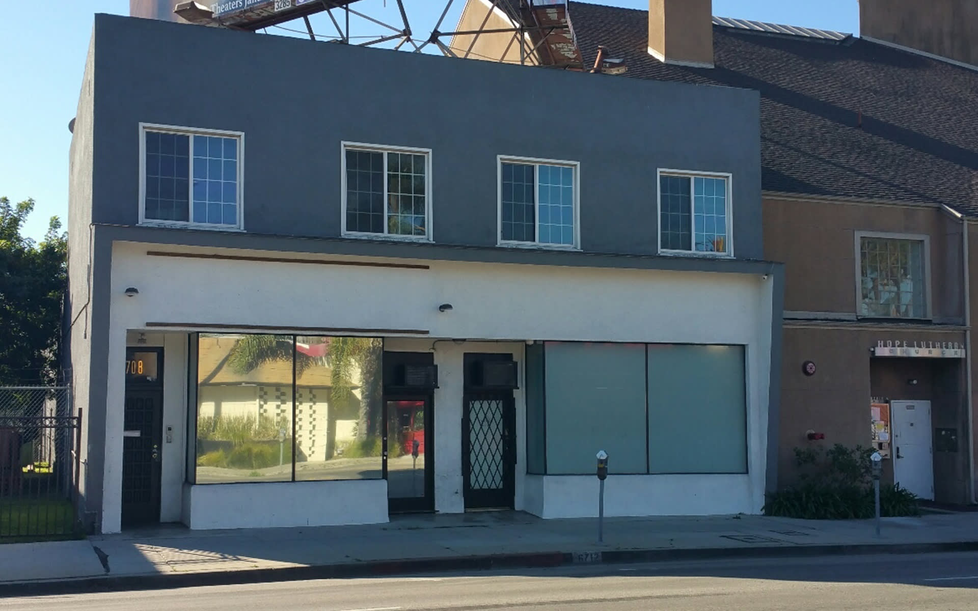 670812 Melrose Avenue, Los Angeles, California 90038 Hilton & Hyland