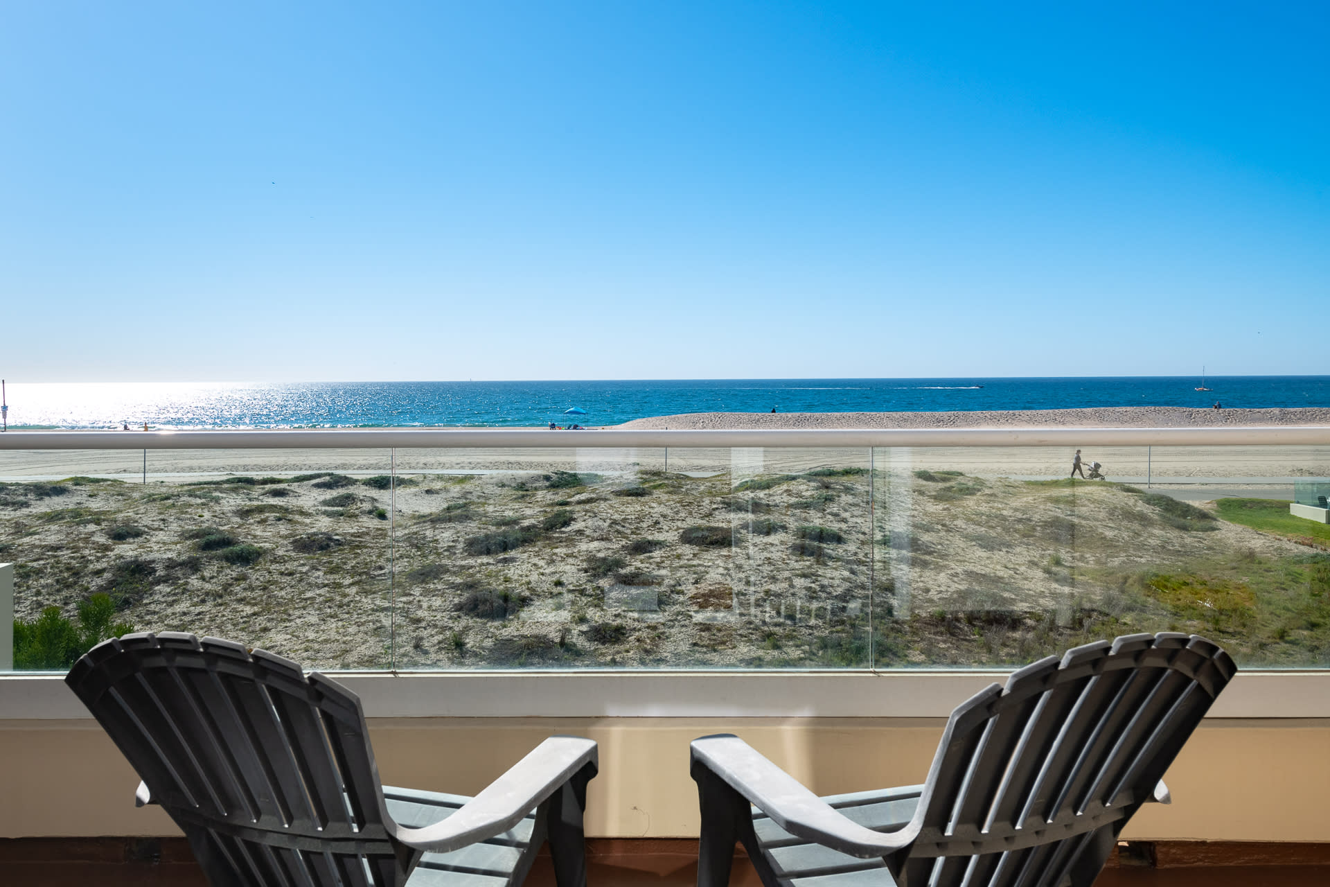 Wake Up to the Waves in Playa del Rey 7301 Vista Del Mar Ln