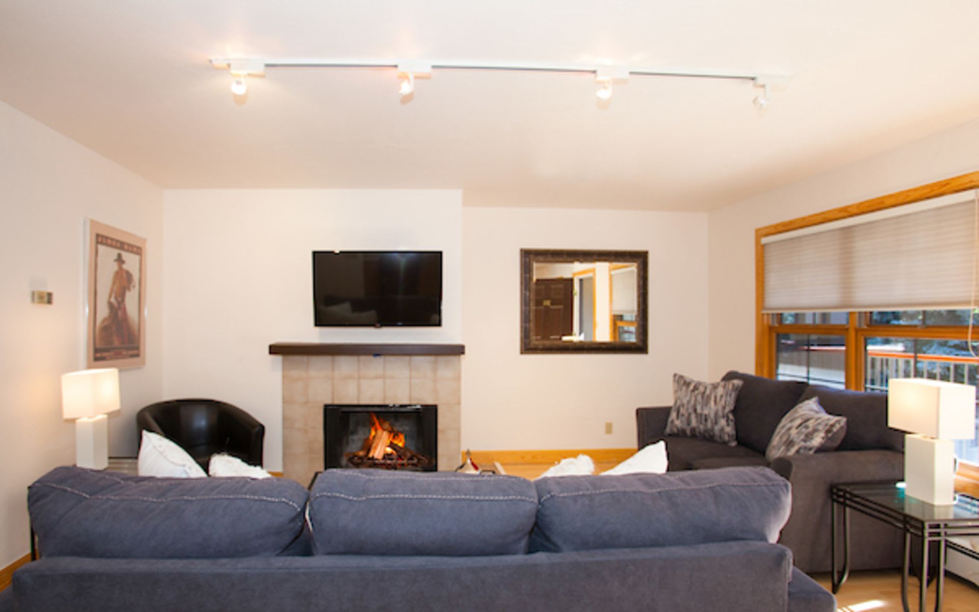 Downtown Condo Aspen, CO 81611 Lorrie Winnerman