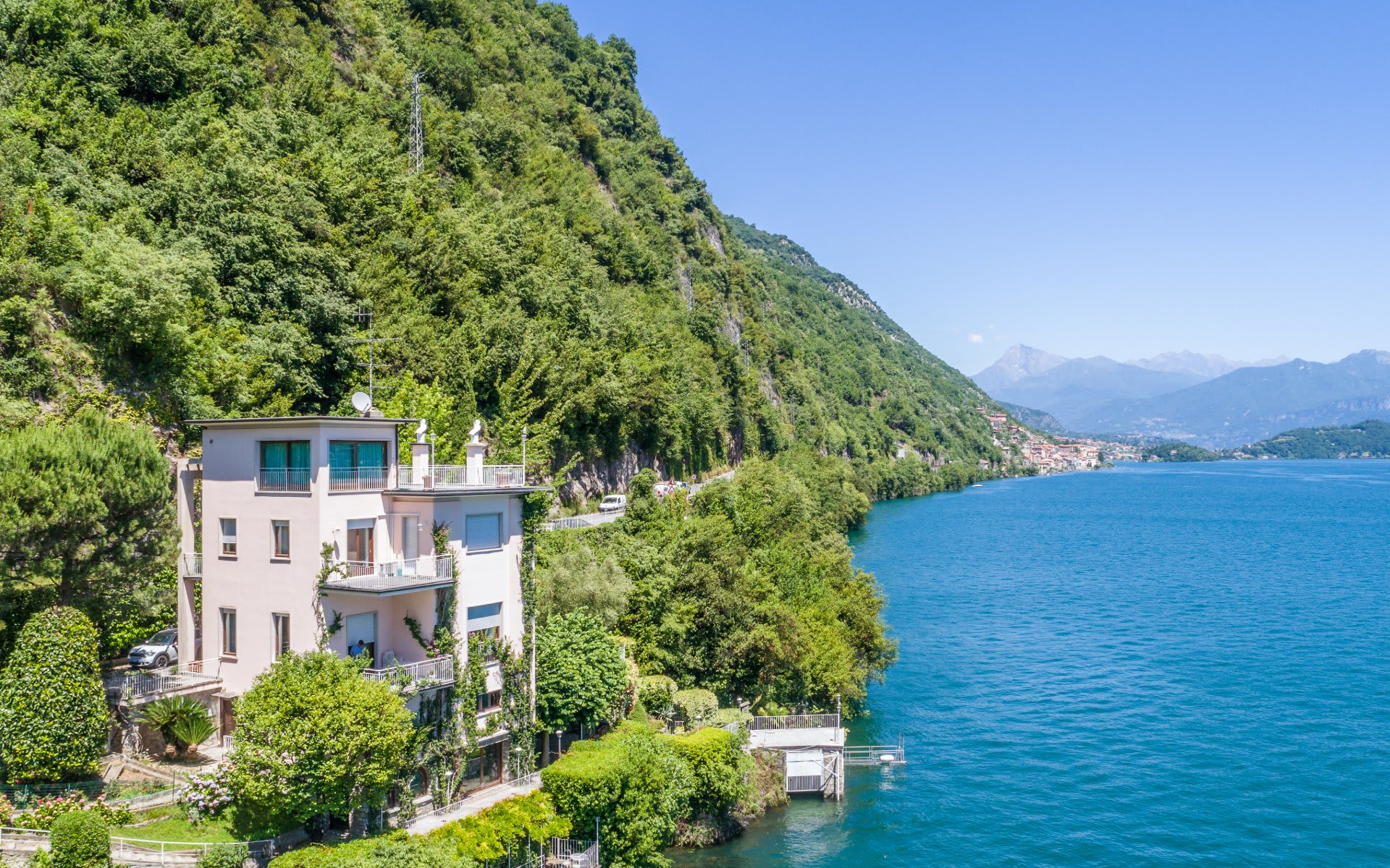 lake-como-argegno